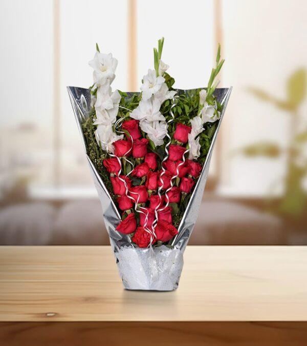Red n White Petals